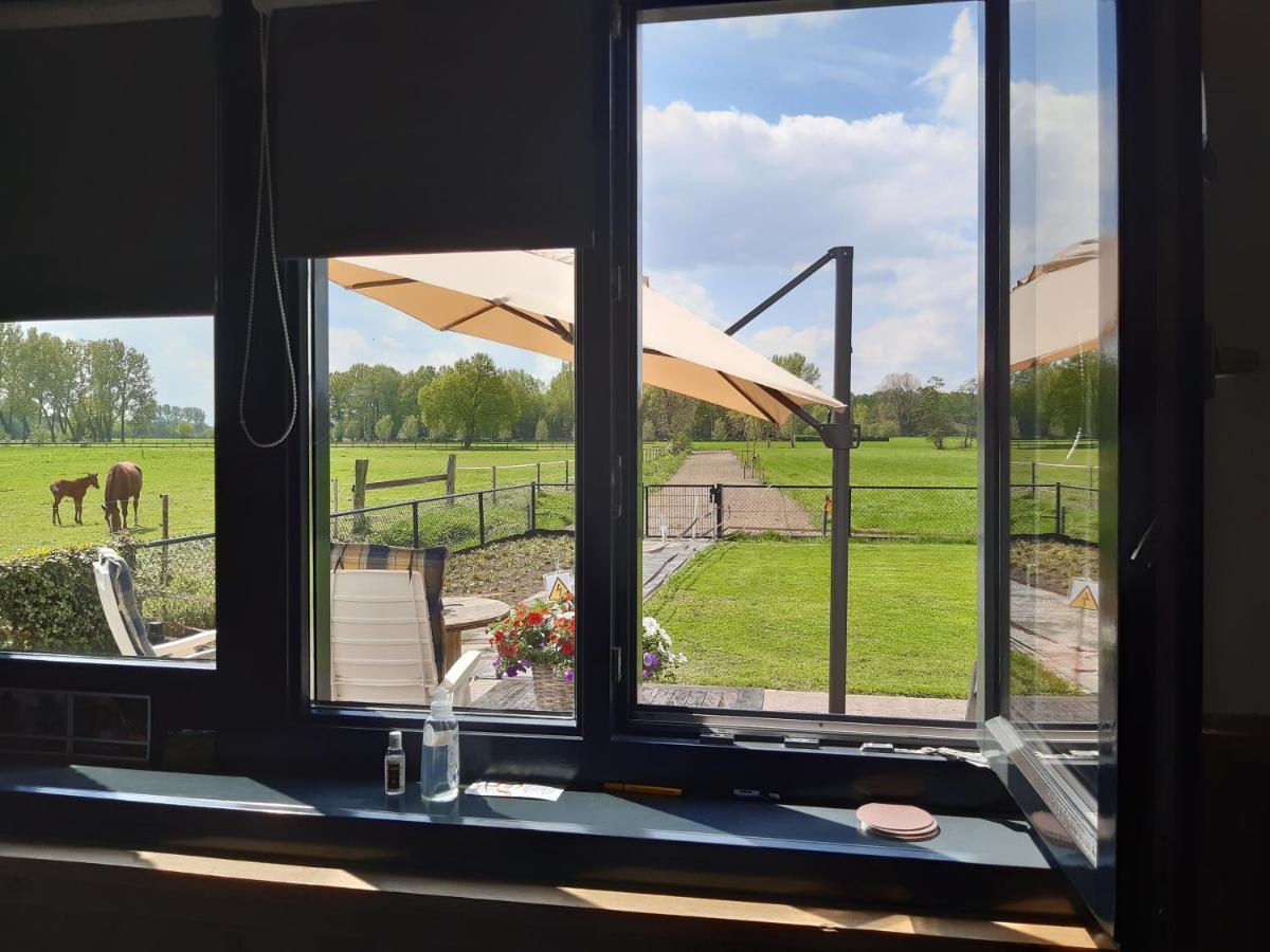De Weije Wereld Bed & Breakfast Sint-Oedenrode Exterior foto